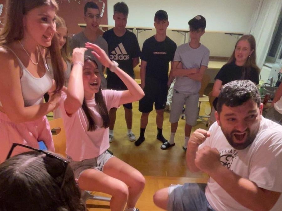 c1746902-bfa7-420d-bcc3-f6ca98c3f6c4